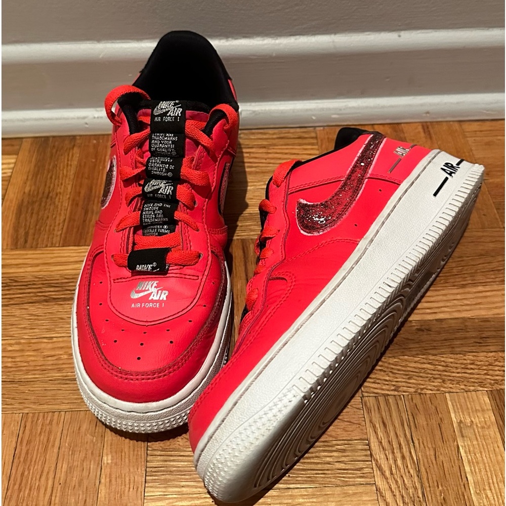 Nike Men's Orange and Black Trainers